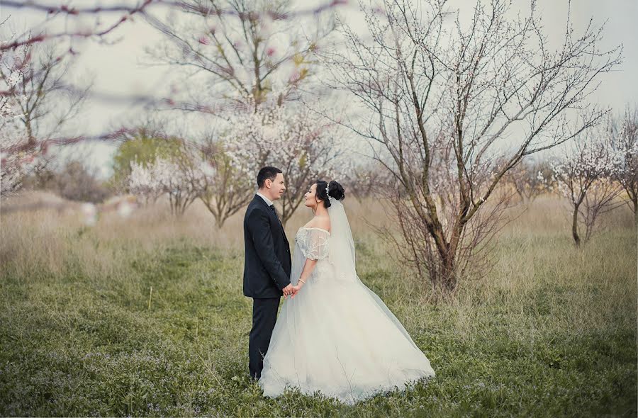 Fotografo di matrimoni Inna Bezzubikova (innochka-thebest). Foto del 4 giugno 2016