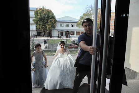 Fotógrafo de casamento Erlan Kuralbaev (kuralbayev). Foto de 23 de novembro 2019