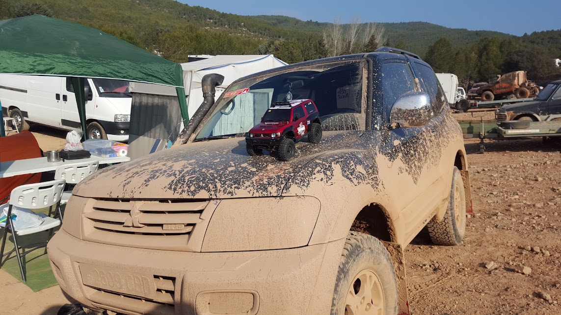 Montando scx10 ex dingo ahora Mitsubishi Pajero por Daviddrc - Página 6 S5tGZTFBD4XMPlJkplhyQFbxUoZcEYsJiMemeRKlKU5FvCBvBRljO2jzJB60Bl_xUzqaDp1XmJo6yi0m5GKWW3Ynt6lL83Et1NDXroyv2mcC7Kfdn5dK-8wEyiVUoBQAD_hOA4u8UizgURI4SB48zW7S_Fd3BS7z7m45I1wR-7ZZQnXjobrp5z2JDvOJwQlAzxKm0XYShOLvYN4OsIplgUFe7ltK58-XFx2Ko1JDTYfhDsKkIZ3PBRYI7d2DEtwxy_cOyjFPOUyDLbhHWBX2GhXbdogBwum456sRYj3Xw1-Orjd3Fhc7qpRzyfRVl-3igZkUPV903svupSiJyfNI77UFDpl64pwDu5zlkZXKClXStYnY4c6RRGSPbSQvwAyHMdt1o-zfw5U8-937tpld7rlTpz38_dZXifPs3s1nuOG-UejWRzJdLCkGybNWjXhWGtzQk3OHmFCG6I8qAzeQ2eoZZIPPQIgm4tBFg7afQGCaDn3MgXUt0gBPbvxxJjNHzZV294X6rJE2l-6PHiAfygSlHt08nig1UsBL5yGjpFwLA9ZLD3PdN-U7y5eUVydrbEJoWw=w1144-h643-no