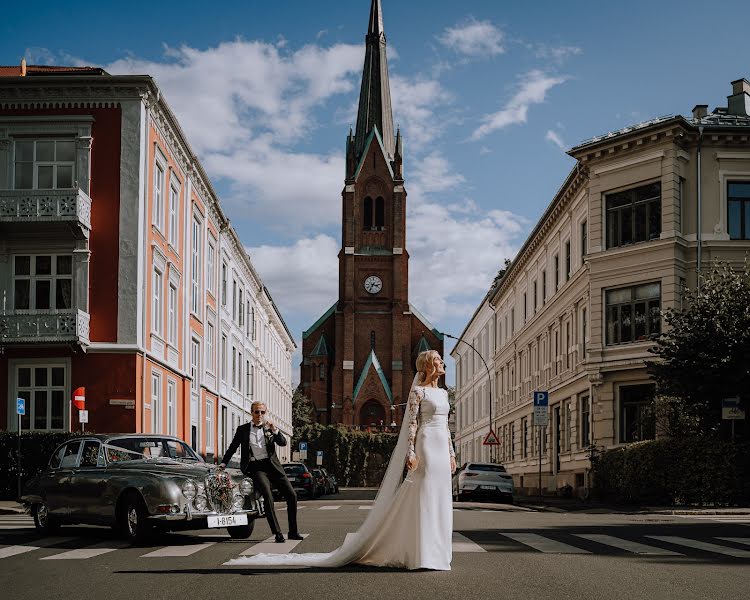 Fotografo di matrimoni Inese Kungurova (inesephoto). Foto del 30 gennaio 2023