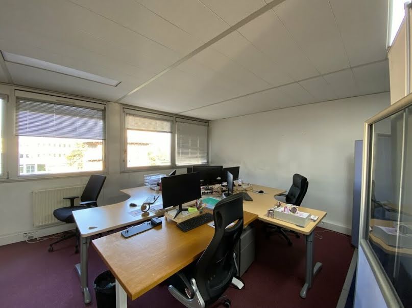 Location  locaux professionnels  216 m² à Toulouse (31000), 2 160 €