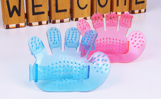 Title 4, Five Finger Dog Shower Brush for easy bathing. ...