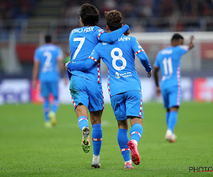 🎥 Hilarisch: Griezmann doet alsof bankzitter João Félix kindje is bij betreden veld