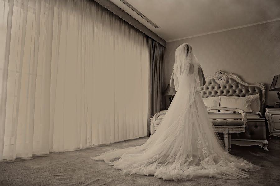 Wedding photographer Mircea Marinescu (marinescu). Photo of 6 May 2015