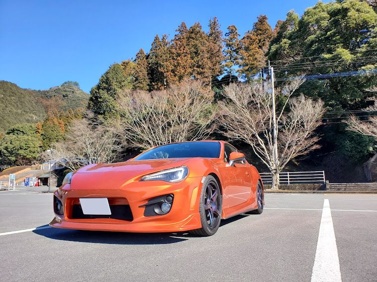 86のオレンジメタリック・86 zn6・86BRZ乗りと繋がりたい・地道にコツコツ・シフトノブ交換に関するカスタム事例の投稿画像24枚目