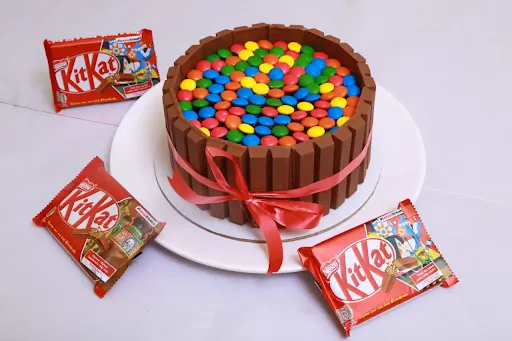 KitKat Cake [1 Kg]