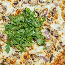 Funghi Rucola Pizza