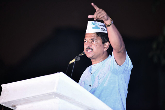 Electoral Challenges, Prosecuting Illegal Mining, and Raising Revenue: An Interview with Elvis Gomes, the AAP’s CM Candidate in Goa