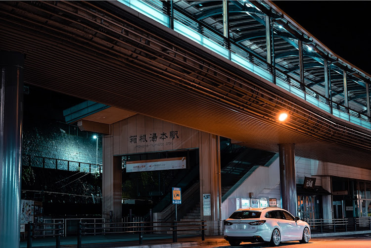アテンザワゴンの低そうで低くない少し低い車・箱根湯本・撮影・discover＿ctに関するカスタム事例の投稿画像3枚目