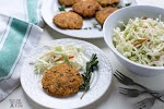 Keto Salmon Patties (Low Carb, Paleo) was pinched from <a href="https://lowcarbyum.com/keto-salmon-patties/" target="_blank" rel="noopener">lowcarbyum.com.</a>