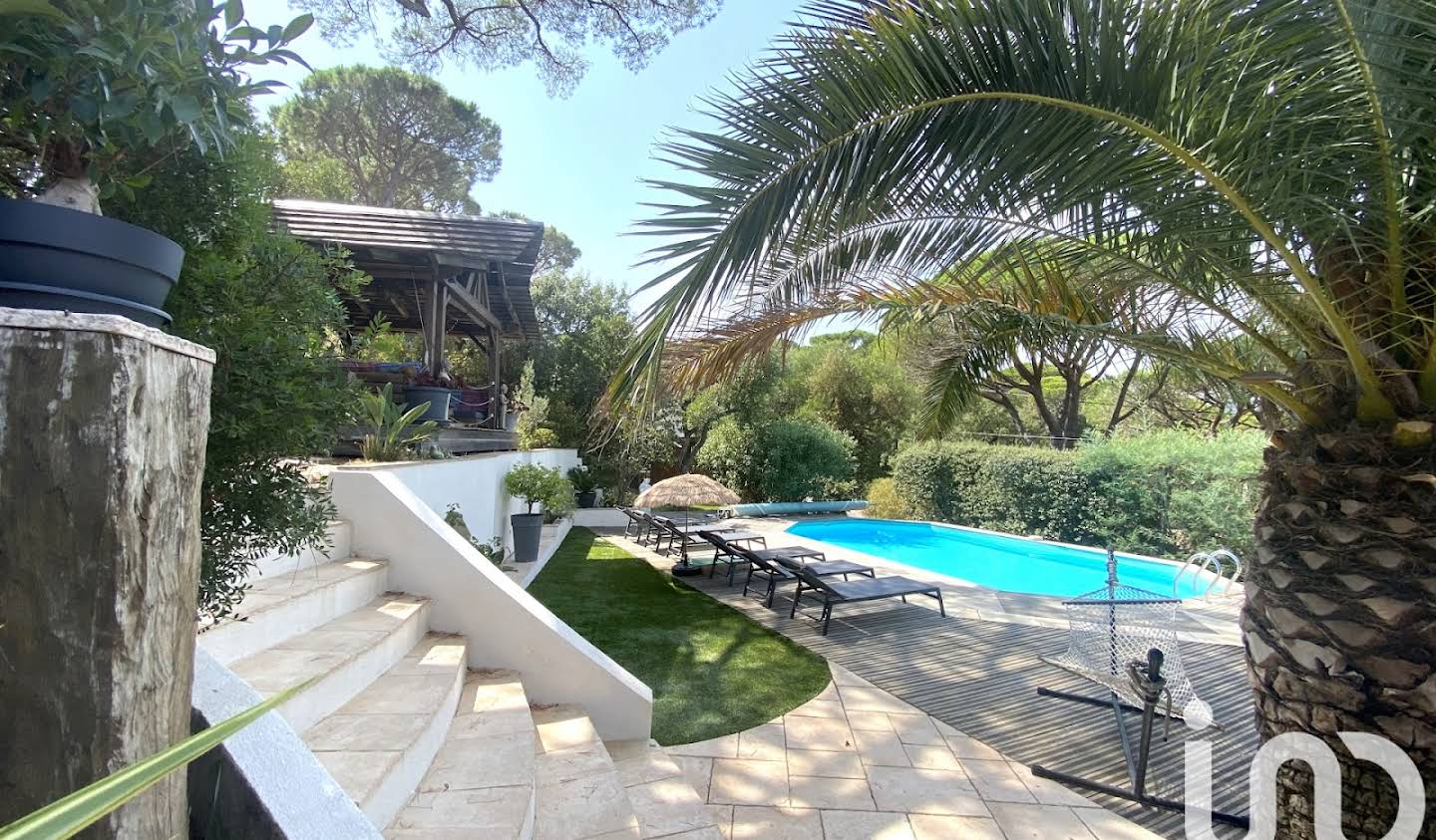 House with terrace Sainte-Maxime