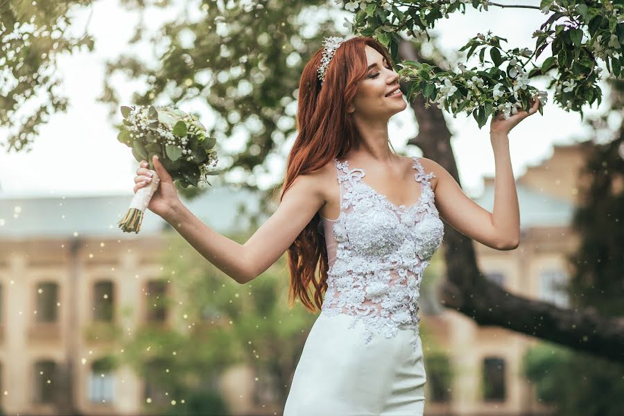 Fotógrafo de casamento Yuriy Bondarev (bondrevura). Foto de 25 de janeiro 2020