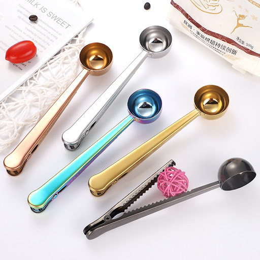 Title 3, Two-in-One Milk Powder Spoon Holder with Sealin...
