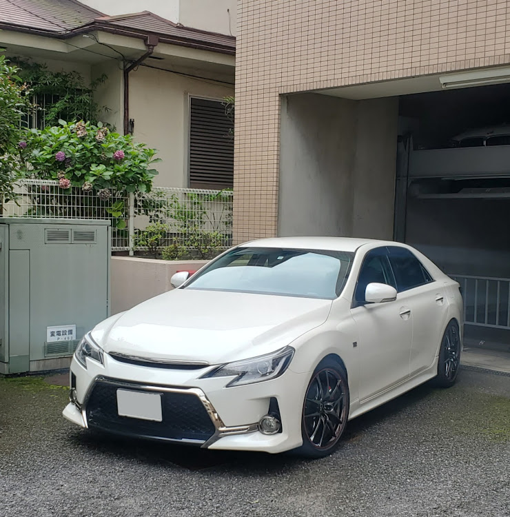 マークX G'sのマークX・GRX130・130マークX・G's・GRに関するカスタム事例の投稿画像1枚目