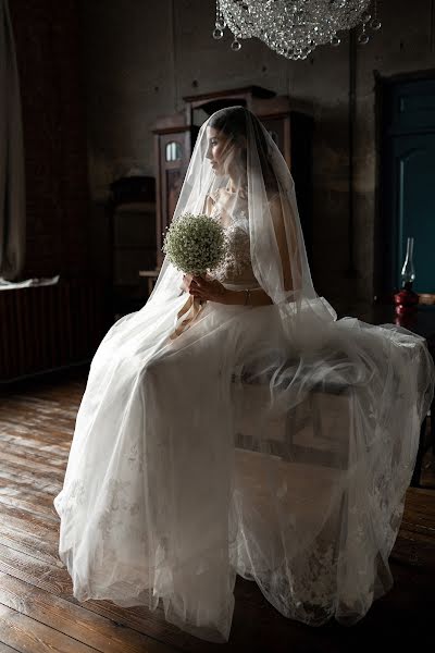 Fotógrafo de casamento Elena Babinceva (comilfo19). Foto de 23 de fevereiro 2021