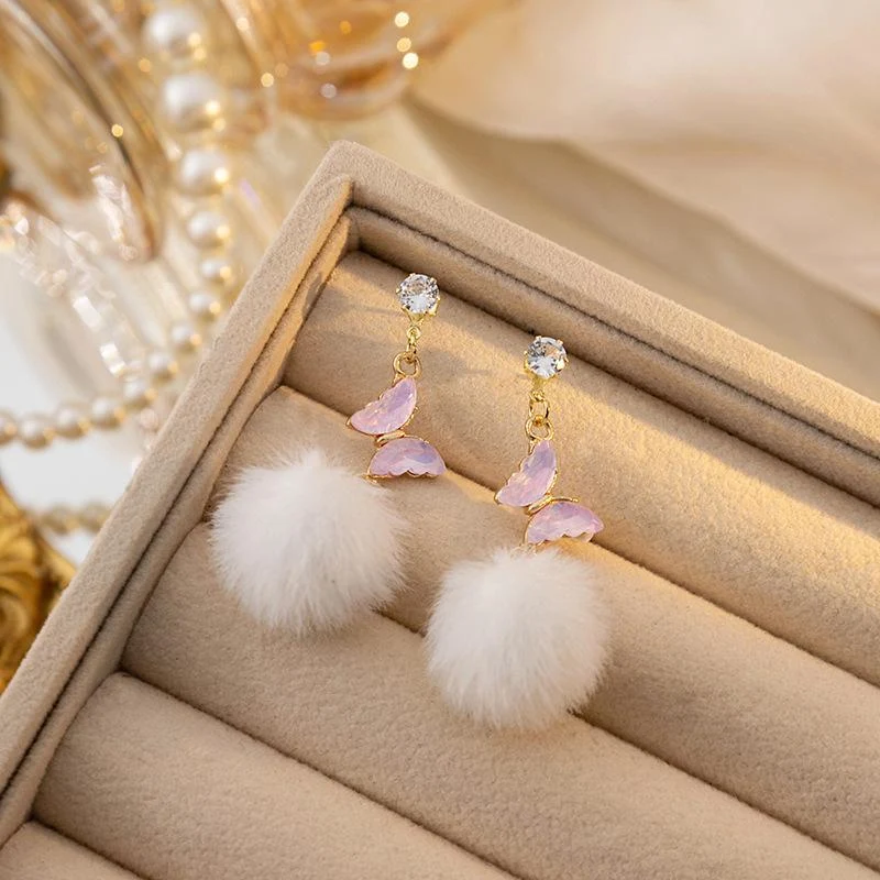 Zilveren naaldoorhangers met diamanten, lange vlinder, bontbalkwast, zoet voor herfst en winter.