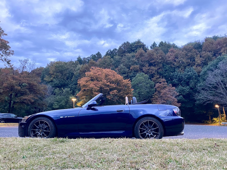 S2000の紅葉・水洗い洗車・オープンカーのある生活に関するカスタム事例の投稿画像1枚目