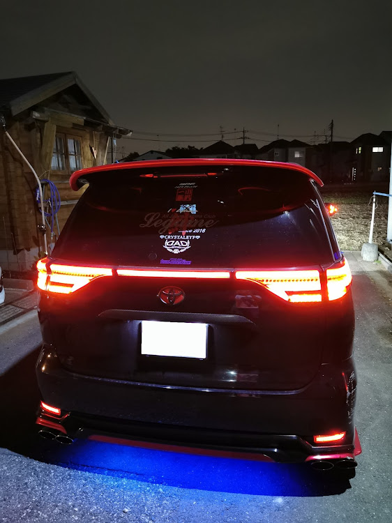 KAMEREON🦎さんが投稿した変態車両入庫🤗w・朝イチ作業・イメチェン！・テール格好いいに関するカスタム事例の投稿画像1枚目