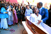 Pastor Alph Lukau is caught in the middle of his 'resurrection' act with a man who was supposed to have died two days earlier.