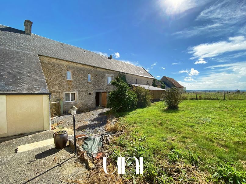 Vente maison 12 pièces 1800 m² à Longues-sur-Mer (14400), 577 500 €