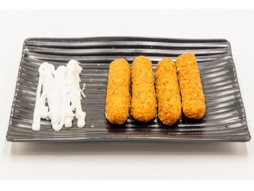 Mozzarella Sticks (4 Pcs)