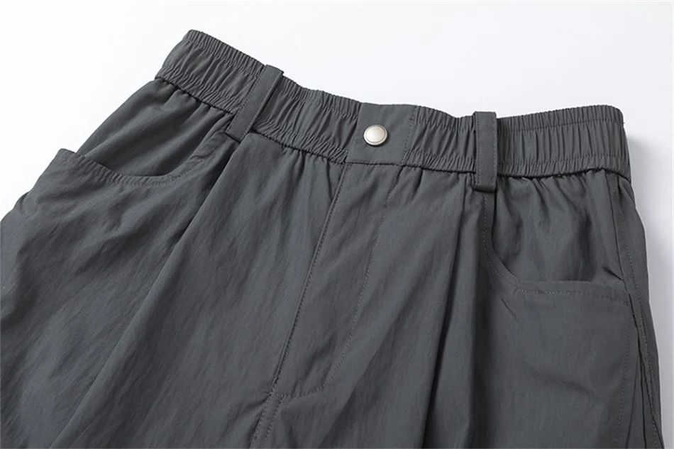 Pantaloni Casual Uomo Ampi Stile Americano. Perfetti per il comfort quotidiano e un look rilassato. Goditi la libertà di movimento con stile.