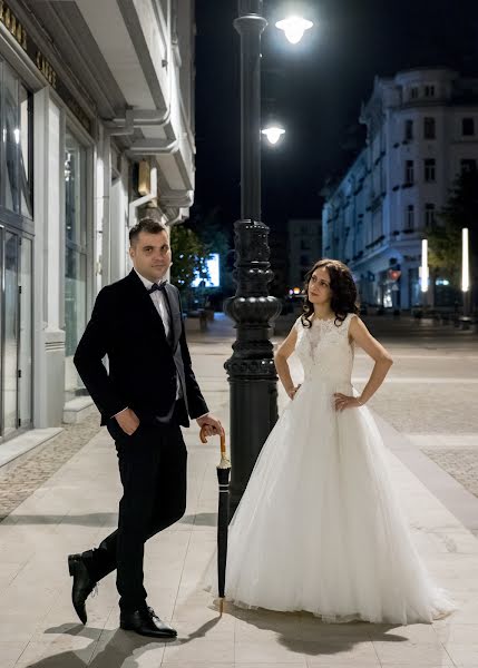 結婚式の写真家Aurel Melinescu (infocuscraiova)。2018 3月25日の写真