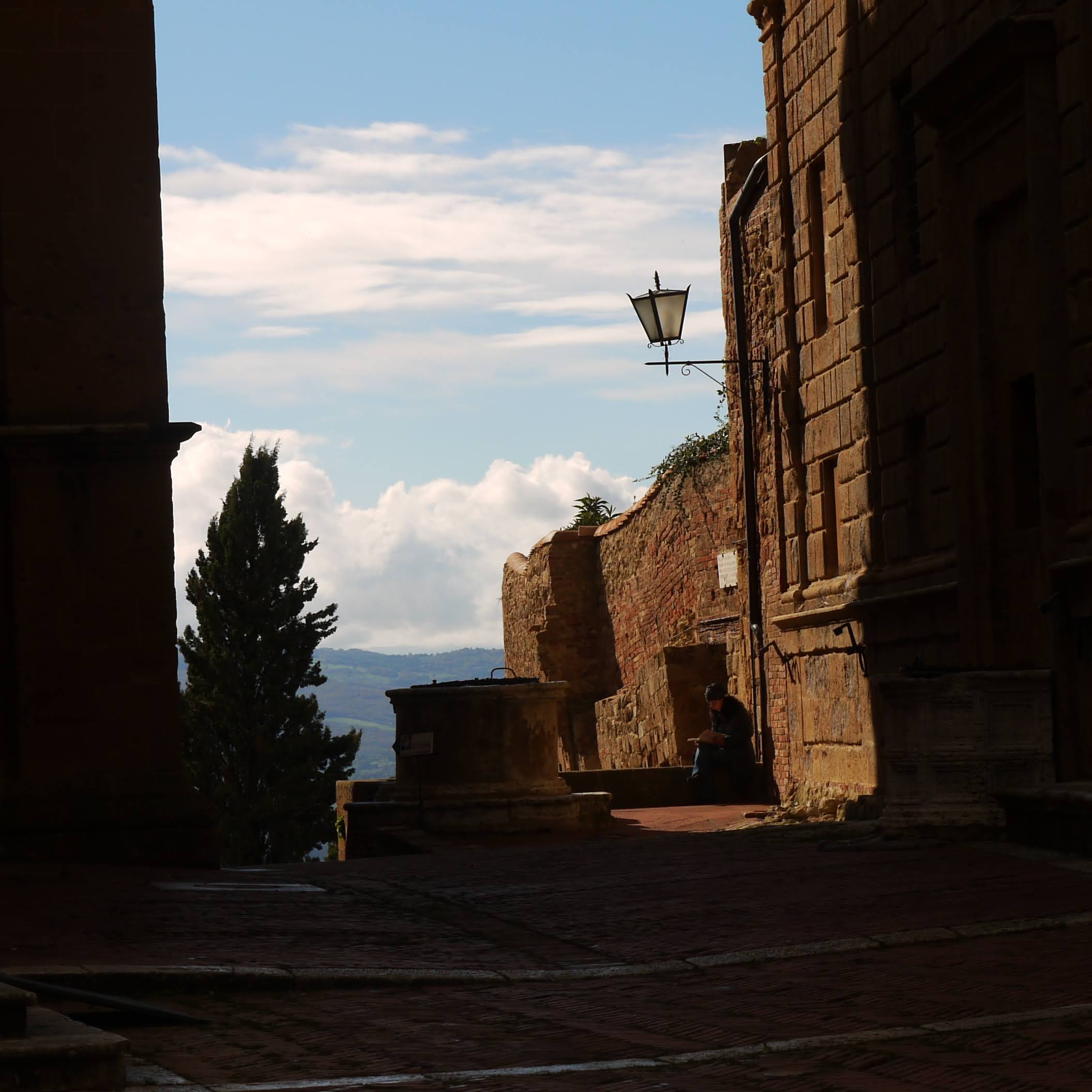 Pienza, via Gozzante, pozzo del canonico