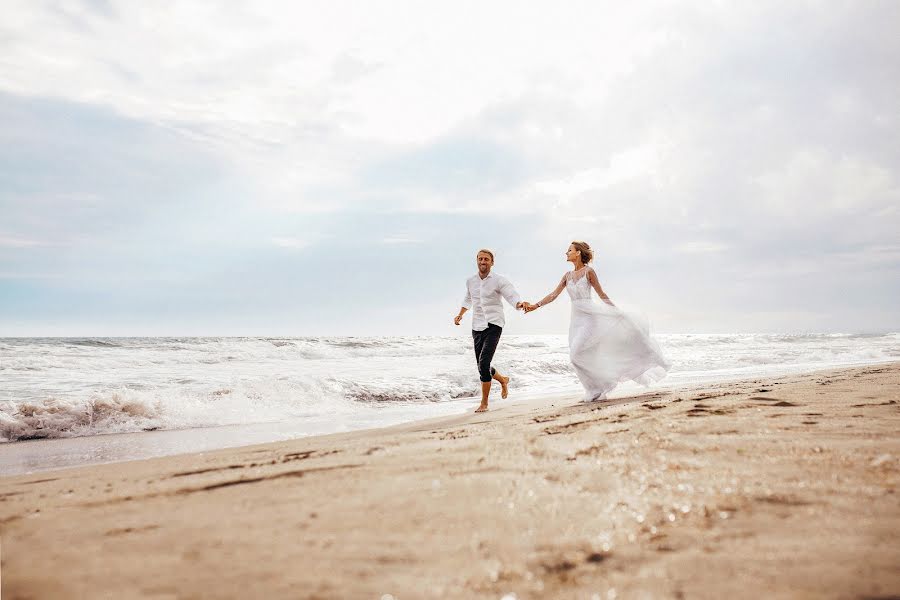 Wedding photographer Liliya Kulinich (liliyakulinich). Photo of 20 October 2016