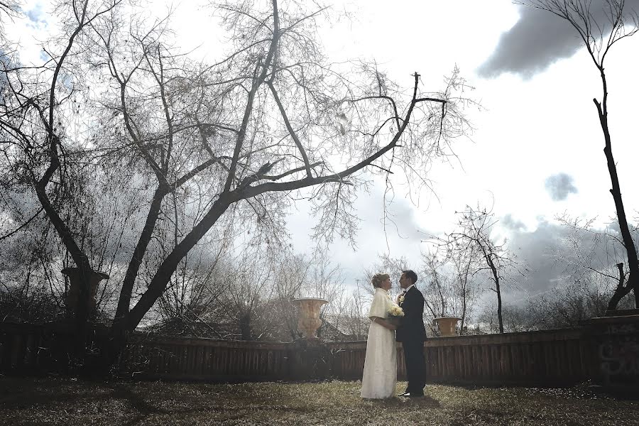 Fotógrafo de casamento Denis Marinchenko (denismarinchenko). Foto de 9 de maio 2015