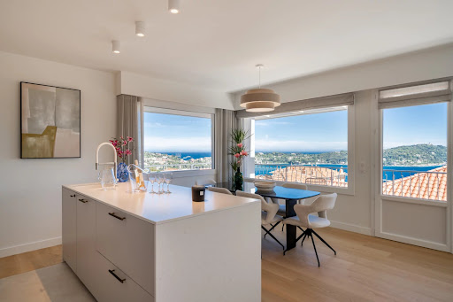 Apartment with terrace 1