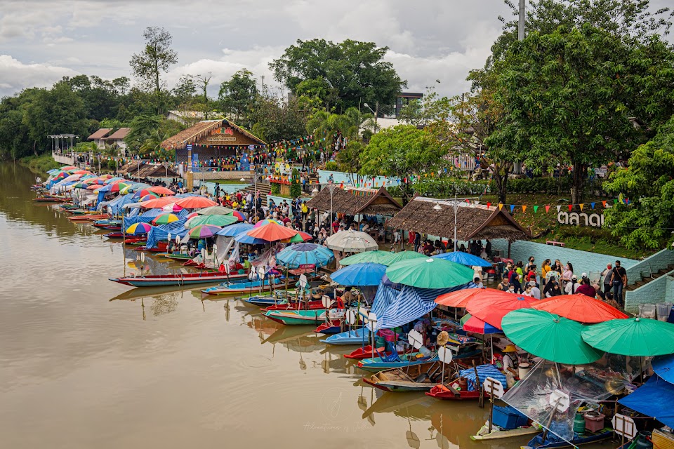 Khlong+Sae+Floating+Market+Hat+Yai