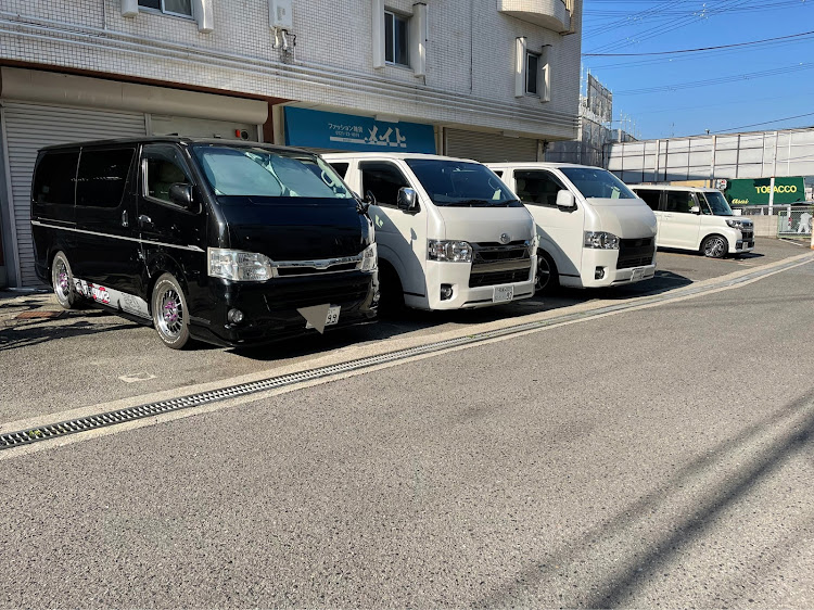 ハイエースバンのハロ006さんが投稿したカスタム事例の投稿画像1枚目