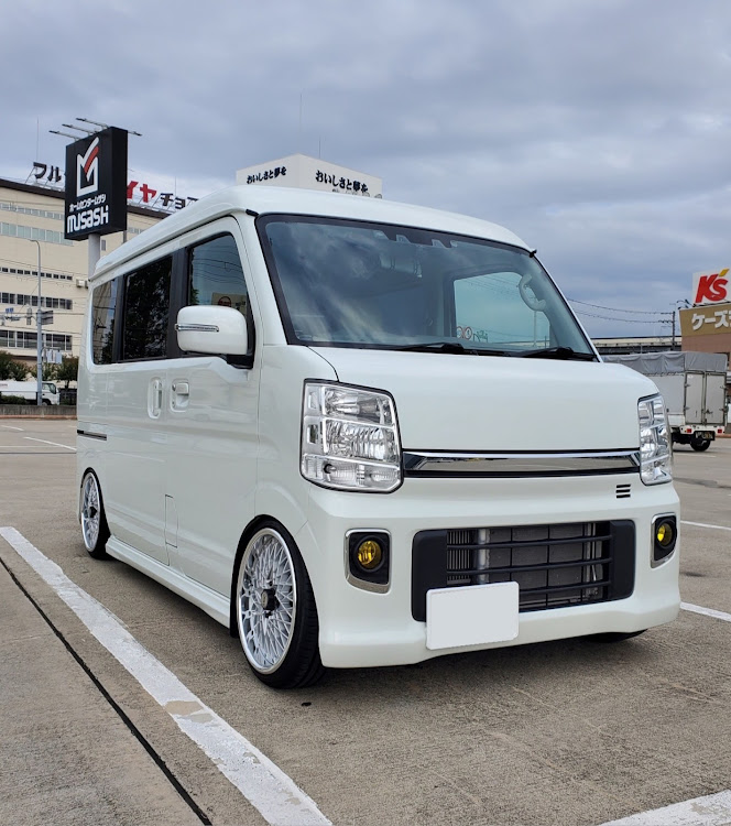 エブリイワゴンのいつもの撮影場所で😁・エブリイワゴンDA17W・次何しよかな🤔・寒いですね〜🥶・年末までがんばりましょうに関するカスタム事例の投稿画像2枚目