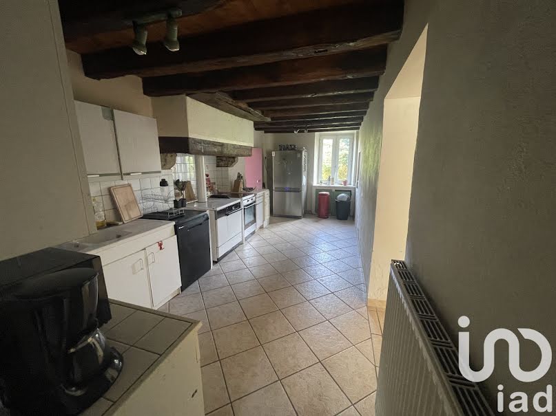 Vente maison 5 pièces 146 m² à Saint-Amand-Magnazeix (87290), 167 990 €