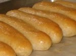 Olive Garden Breadsticks Recipe was pinched from <a href="https://www.facebook.com/FoodiesNetwork.TV/photos/a.232968730173564.57399.232967203507050/263548180448952/?type=1" target="_blank">www.facebook.com.</a>