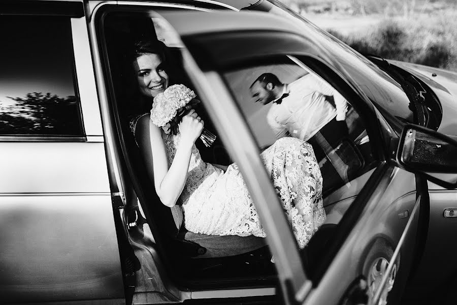 Photographe de mariage Evgeniya Sova (pushistayasova). Photo du 16 mai 2018