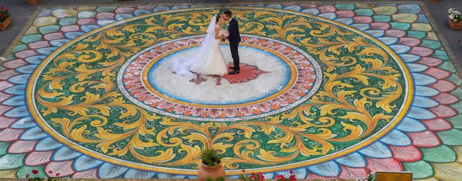 Jurufoto perkahwinan Francesco Rimmaudo (weddingtaormina). Foto pada 20 Disember 2018