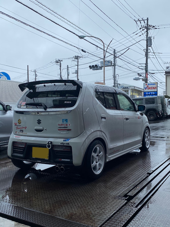 アルトワークスのいつもイイネ&コメントありがとうございます🙇‍♂️・オーバーホール完了・帰って来た〜😍・生まれ変わった我ワークス・モンスターの皆さんありがとうございます🙇に関するカスタム事例の投稿画像3枚目