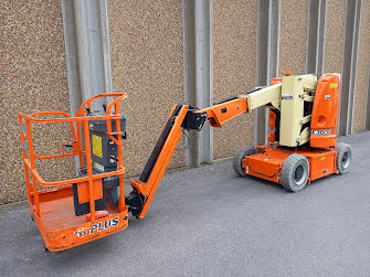 Picture of a JLG E300AJP