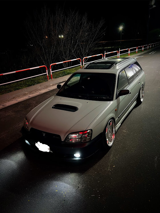 レガシィツーリングワゴンのDIY・車高調整・ドライブ・ホイール交換に関するカスタム事例の投稿画像1枚目