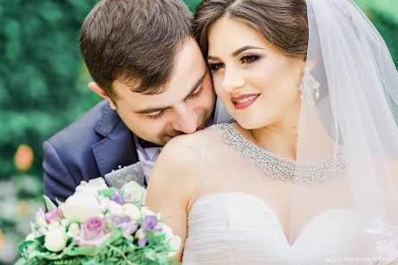 Fotografo di matrimoni Alex Sander (alexsanders). Foto del 12 settembre 2016