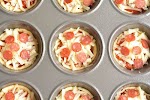 Deep Dish Mini Pizzas was pinched from <a href="http://onelittleproject.com/deep-dish-mini-pizzas/" target="_blank" rel="noopener">onelittleproject.com.</a>