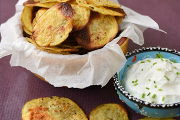 Homemade Garlic Crisps