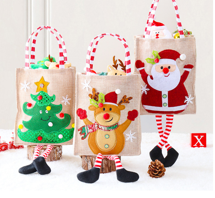 Title 6, Sacs cadeaux pour personnes âgées emballés à la...