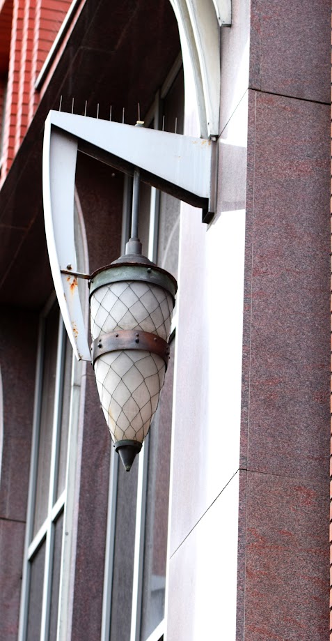 a street lamp in budapest