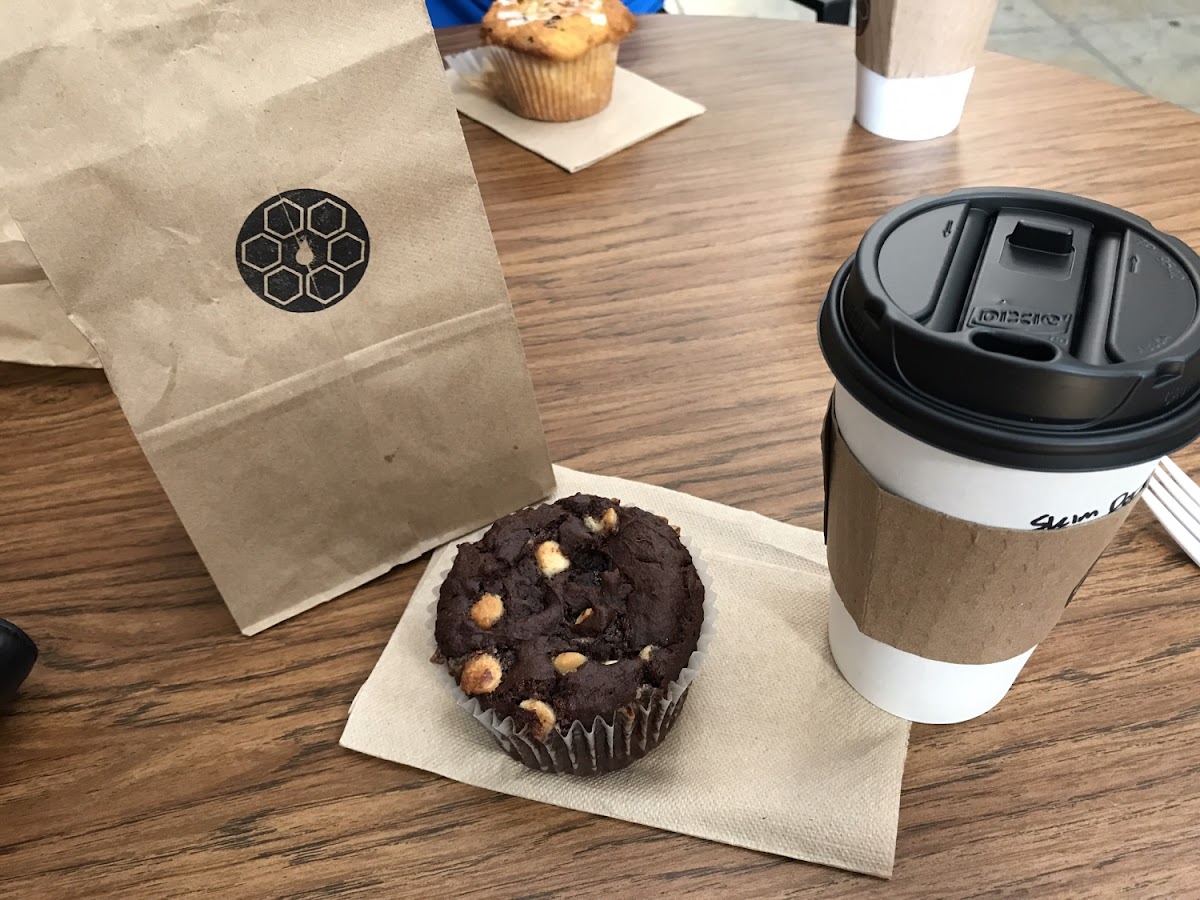 Double Chocolate muffin and chocolate almond muffin -- both worth trying!!