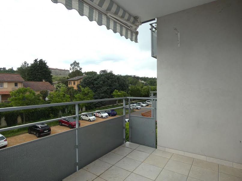 Location  appartement 4 pièces 84 m² à Saint-Genis-Laval (69230), 1 185 €