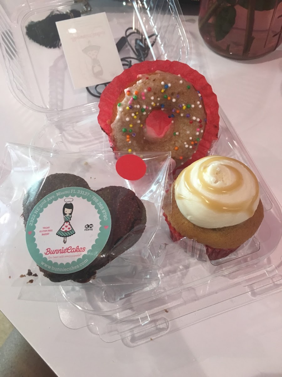 Gluten-Free Cookies at Bunnie Cakes