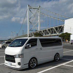 ハイエースバン GDH201V